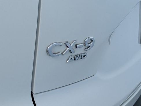 Used 2023 MAZDA CX-9 Touring Plus image 11