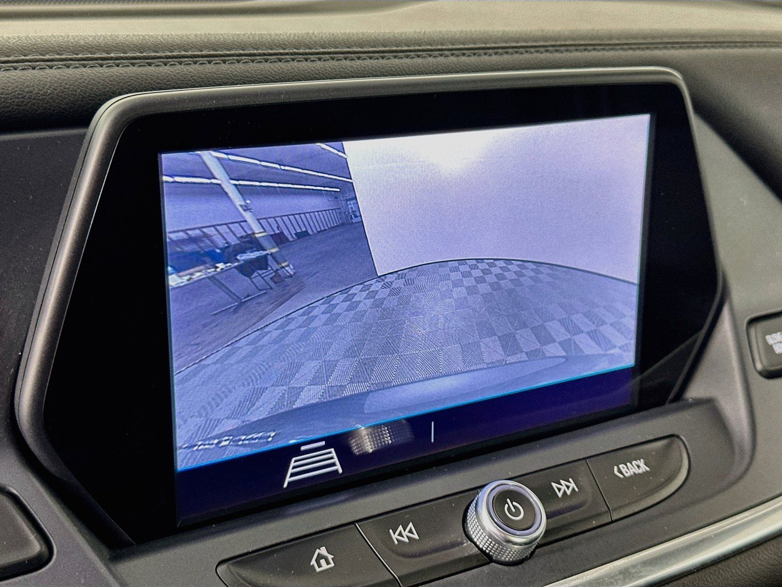 Used 2020 Chevrolet Blazer LT AWD/4WD image 15