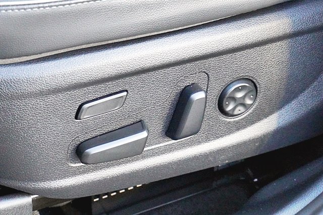 Used 2023 Hyundai Santa Fe Limited AWD/4WD image 25