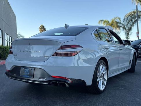 Used 2022 Genesis G70 2.0T image 5