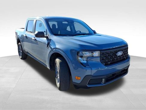 New 2025 Ford Maverick XLT w/ Equipment Group 301A image 13