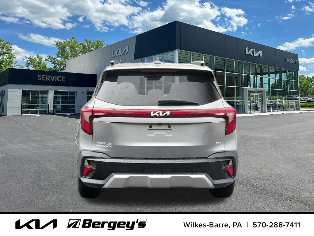 Certified 2024 Kia Seltos EX AWD/4WD image 10