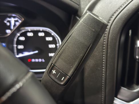 Used 2023 GMC Sierra 2500 SLT w/ SLT Premium Package image 31