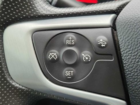 Used 2023 GMC Acadia SLE w/ Driver Convenience Package FWD image 23