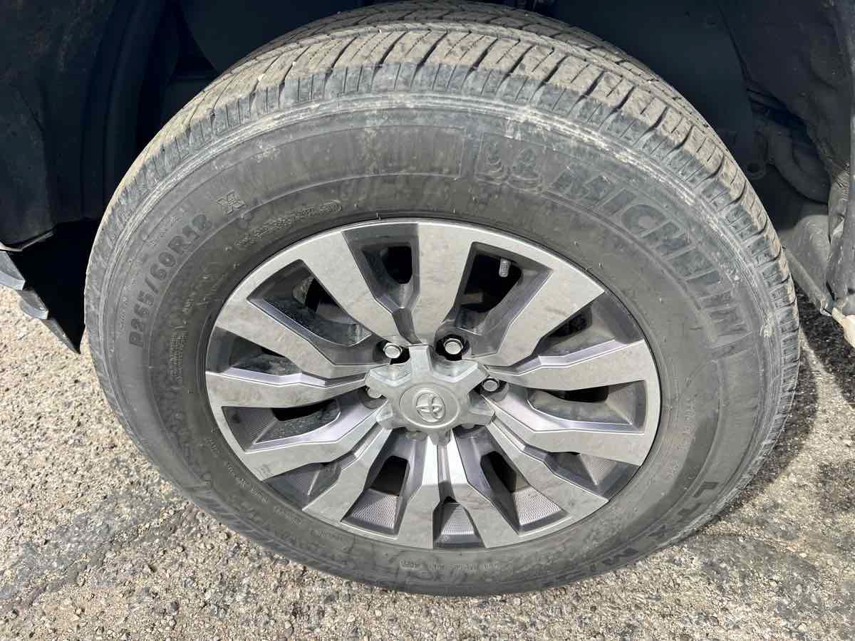 Used 2023 Toyota Tacoma SR5 RWD image 11