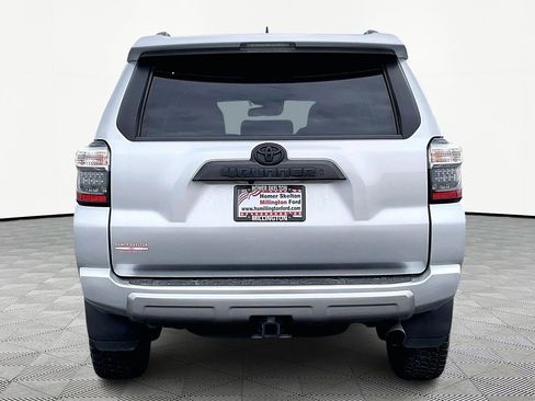 Used 2023 Toyota 4Runner TRD Off-Road Premium image 4