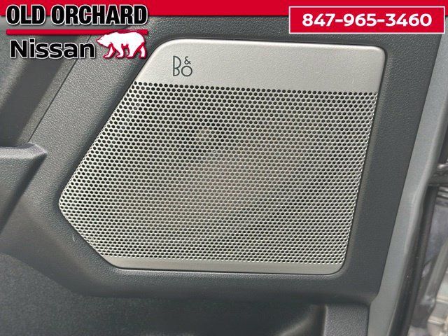 Used 2023 Ford F150 Lightning Lariat w/ Tow Technology Package AWD/4WD image 13
