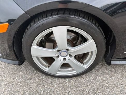 Used 2011 Mercedes-Benz E 350 4MATIC Sedan image 14