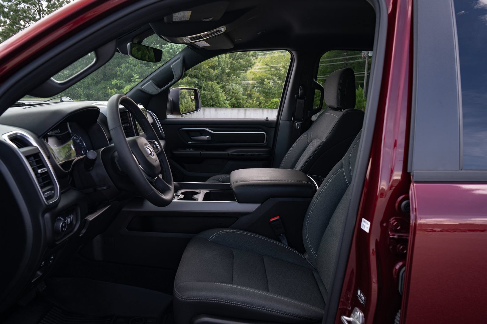 Used 2025 RAM 1500 Big Horn AWD/4WD image 14