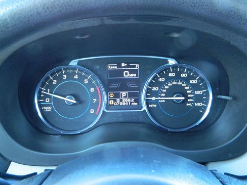 Used 2017 Subaru Forester 2.5i Premium image 18