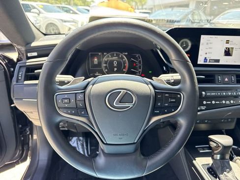 Used 2025 Lexus ES 350 w/ Premium Package FWD image 14