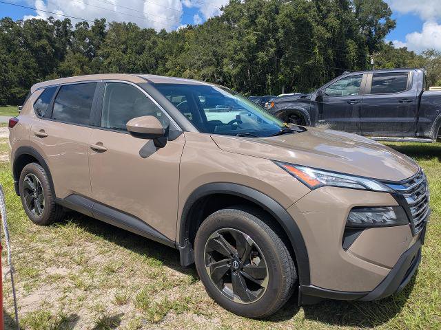 Used 2025 Nissan Rogue SV AWD/4WD image 1