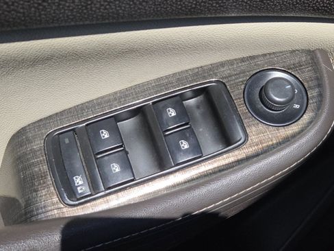 Used 2014 Chevrolet Malibu LT FWD image 23