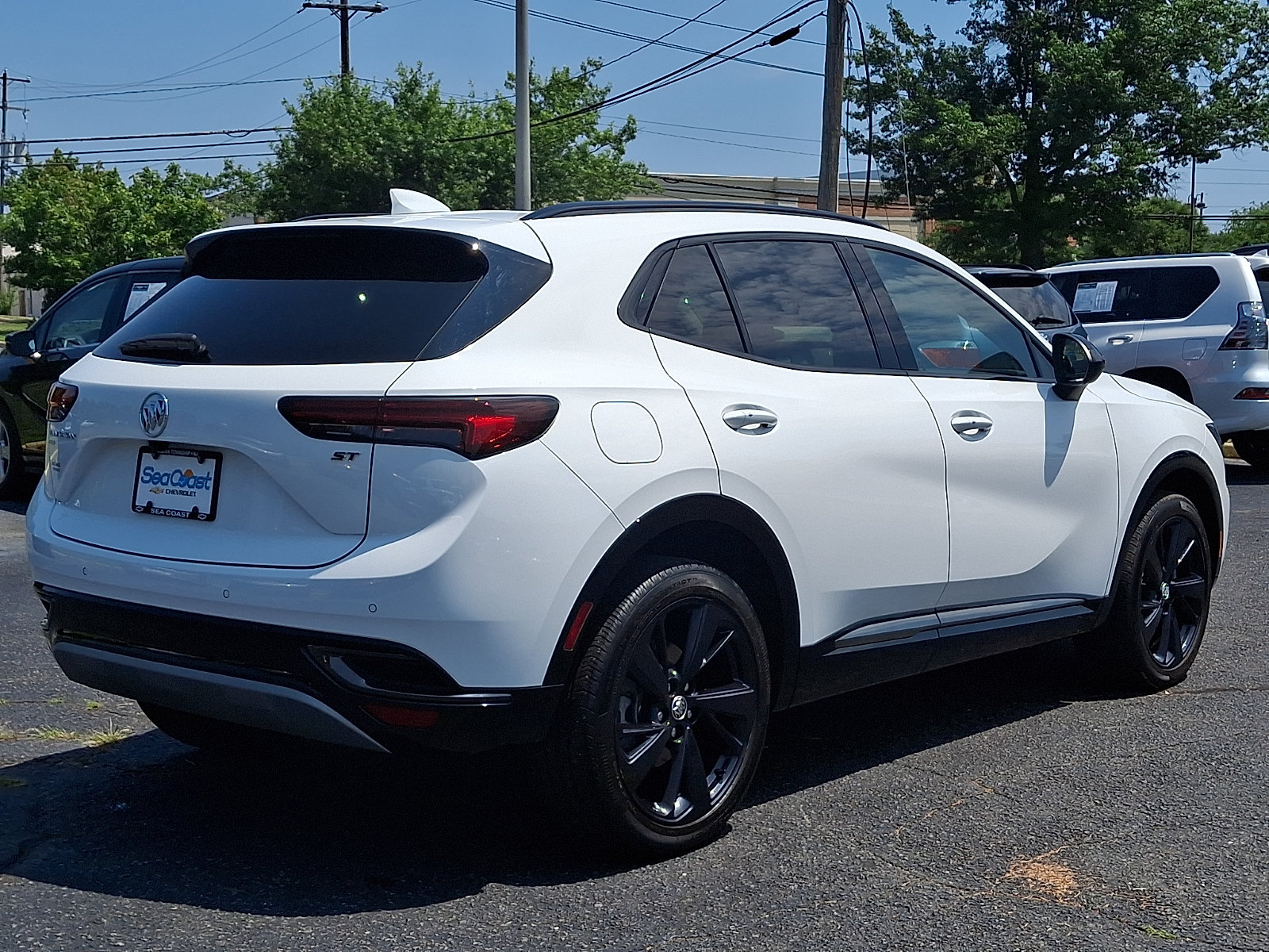 Certified 2023 Buick Envision Essence w/ Sport Touring Package AWD/4WD image 7