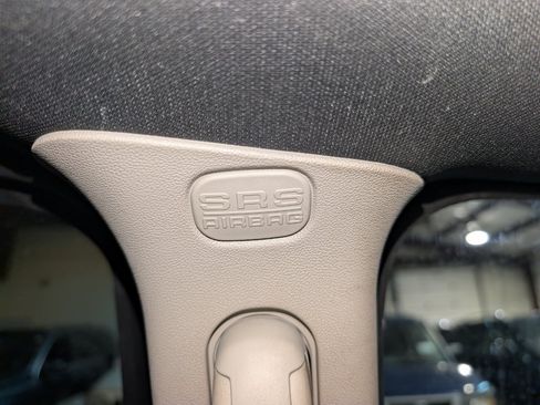 Used 2019 Dodge Grand Caravan SXT FWD image 35