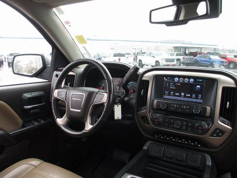 Used 2018 GMC Sierra 1500 Denali w/ Denali Ultimate Package image 27