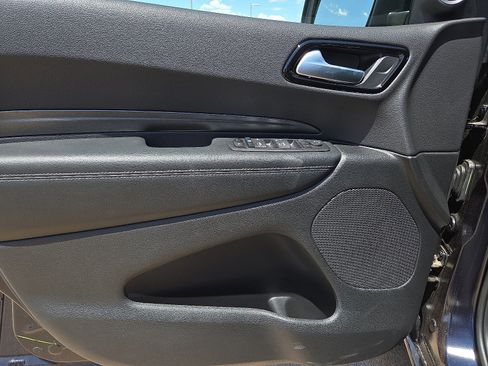 New 2024 Dodge Durango SXT w/ SXT Blacktop Group image 13