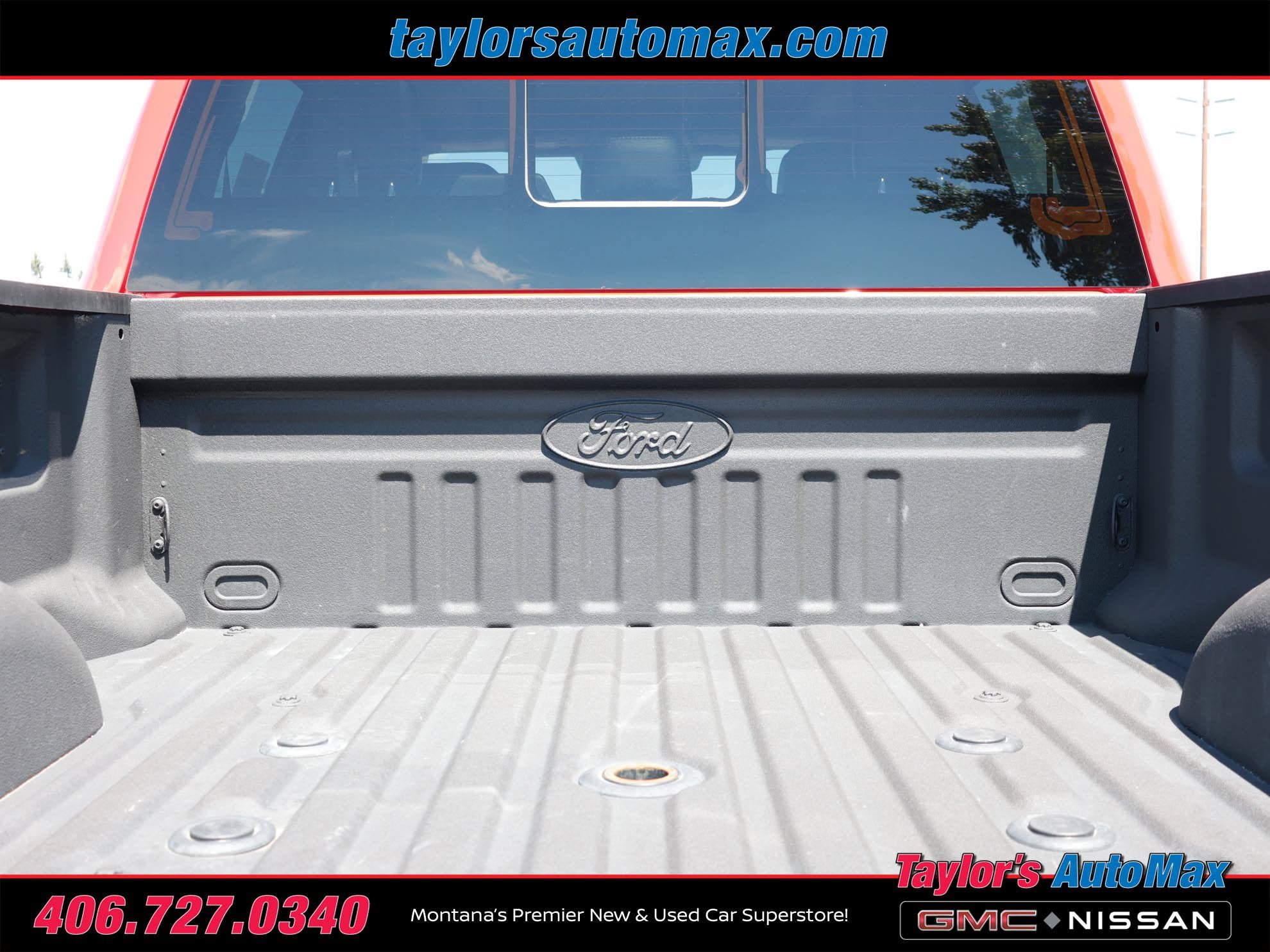 Used 2024 Ford F350 Lariat w/ Black Appearance Package AWD/4WD image 45