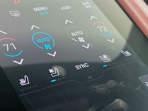 Certified 2022 Porsche Taycan image 22