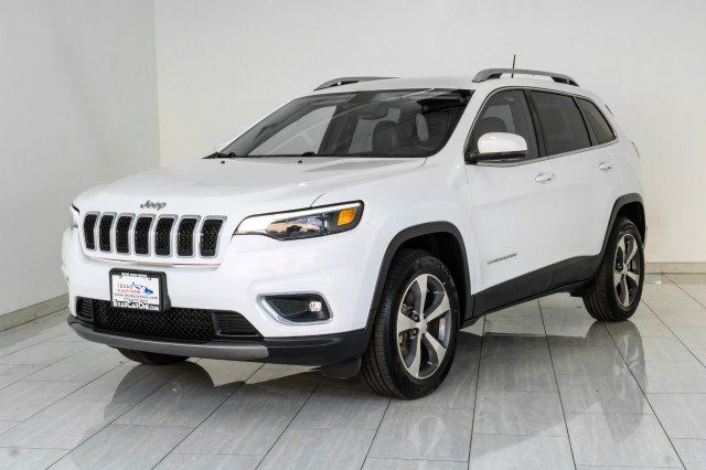Used 2019 Jeep Cherokee Limited AWD/4WD image 4