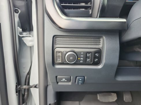 New 2026 Ford F250 Lariat w/ Chrome Package AWD/4WD image 12