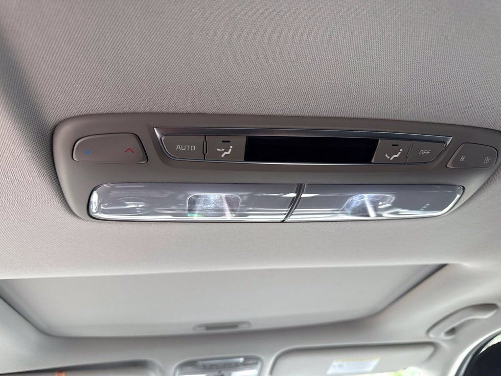 Used 2020 Kia Telluride EX AWD/4WD image 21