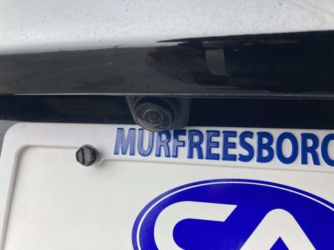 Used 2023 Tesla Model Y Long Range image 14