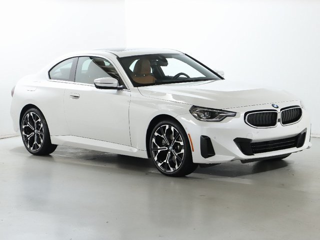 Used 2025 BMW 230i xDrive Coupe w/ Premium Package AWD/4WD image 11