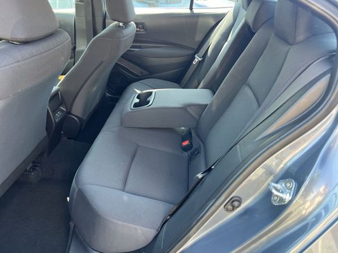 Used 2025 Toyota Corolla LE FWD image 21