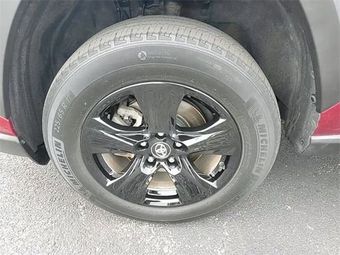 Used 2021 Toyota RAV4 XLE image 8