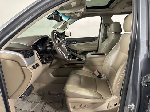 Used 2019 GMC Yukon SLT w/ Open Road Package AWD/4WD image 15