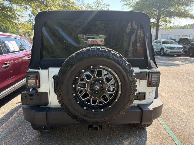 Used 2018 Jeep Wrangler Unlimited Sport S AWD/4WD image 11