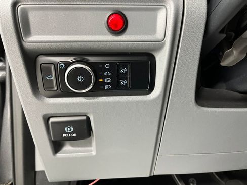 Used 2024 Ford F150 XLT AWD/4WD image 31