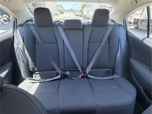 Used 2022 Toyota Corolla LE FWD image 5