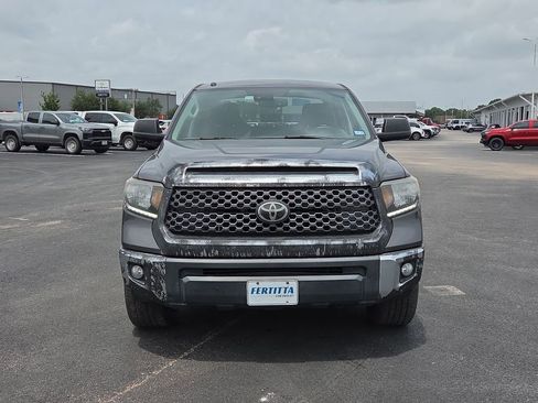 Used 2018 Toyota Tundra SR5 w/ SR5 Upgrade Package RWD image 9