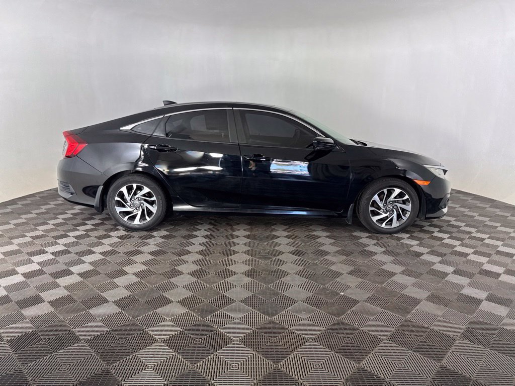 Used 2017 Honda Civic EX image 4