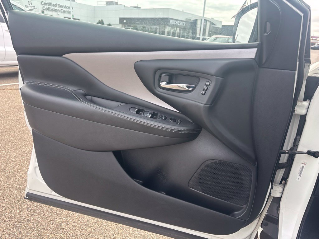 Used 2019 Nissan Murano SL AWD/4WD image 18