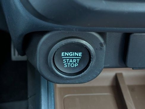 Certified 2022 Ford Maverick Lariat w/ Lariat Luxury Package image 28