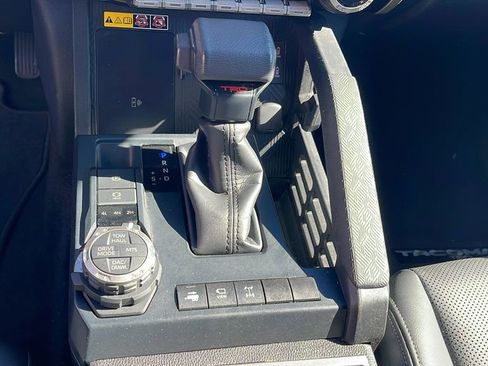 Used 2024 Toyota Tacoma TRD Off-Road w/ TRD Off Road Premium Package image 23