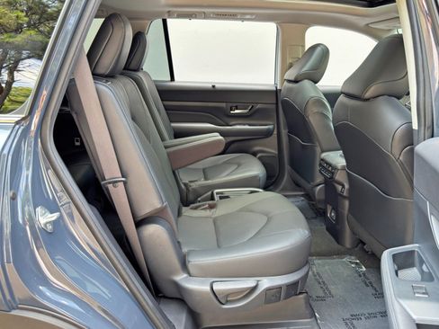 Used 2024 Toyota Grand Highlander FWD image 42