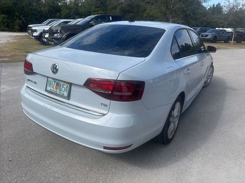 Used 2017 Volkswagen Jetta SEL image 21