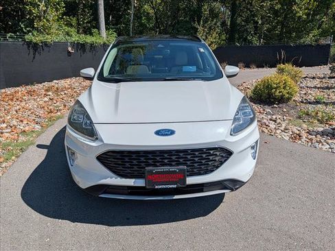 Used 2020 Ford Escape Titanium AWD/4WD image 8