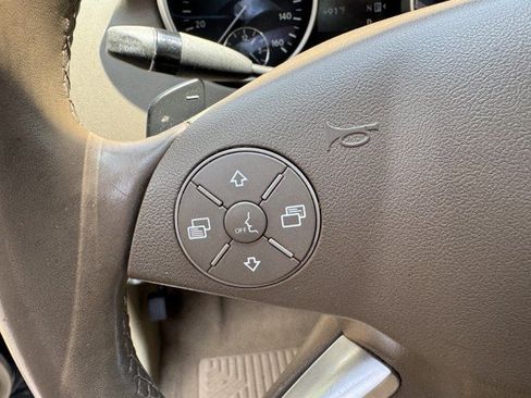 Used 2011 Mercedes-Benz ML 350 4MATIC image 28
