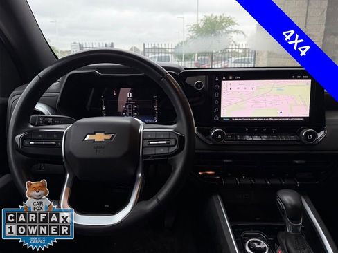 Used 2023 Chevrolet Colorado LT w/ LT Convenience Package AWD/4WD image 8