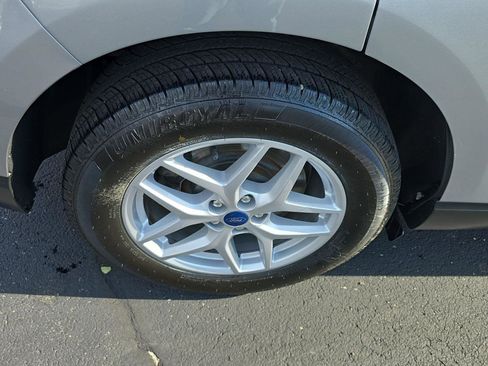 Used 2021 Ford Edge SEL image 34