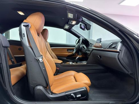 Used 2019 BMW 440i xDrive Convertible w/ M Sport Package image 16