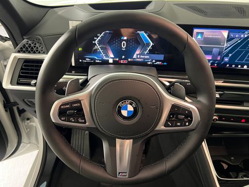 New 2026 BMW X6 xDrive40i image 16