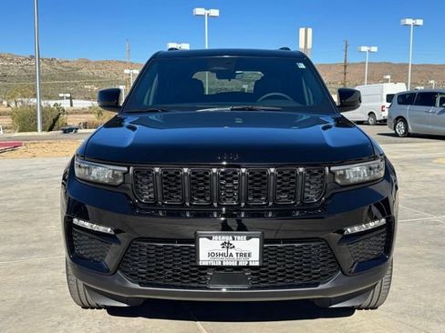 New 2025 Jeep Grand Cherokee Limited image 2