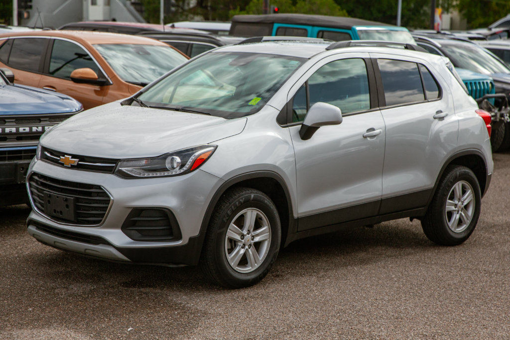Used 2021 Chevrolet Trax LT AWD/4WD image 9