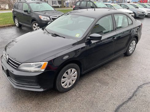 Used 2016 Volkswagen Jetta S image 7